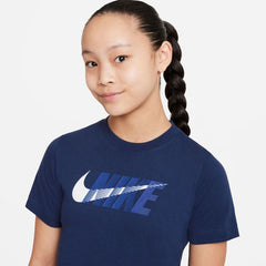 Nike Youth Sportswear Swoosh Tee
